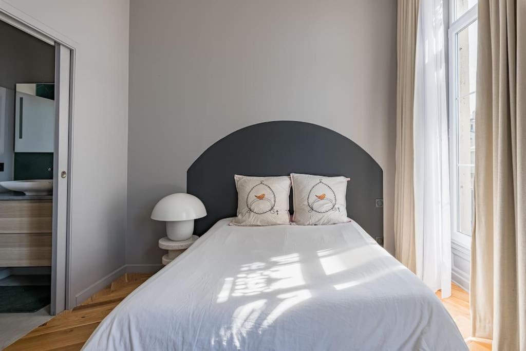 Beige Hospitalite - Apotheose Luxueux- 3 Chambres - Parking Prive Saint-Etienne  Extérieur photo