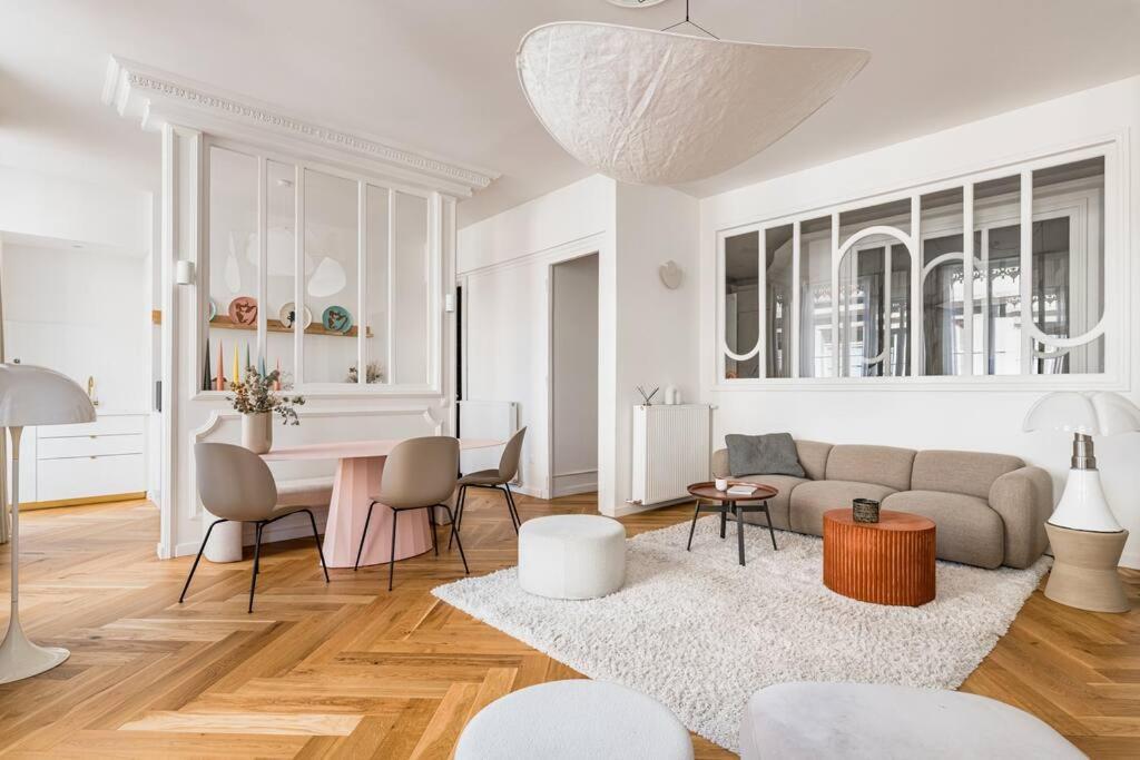 Beige Hospitalite - Apotheose Luxueux- 3 Chambres - Parking Prive Saint-Etienne  Extérieur photo