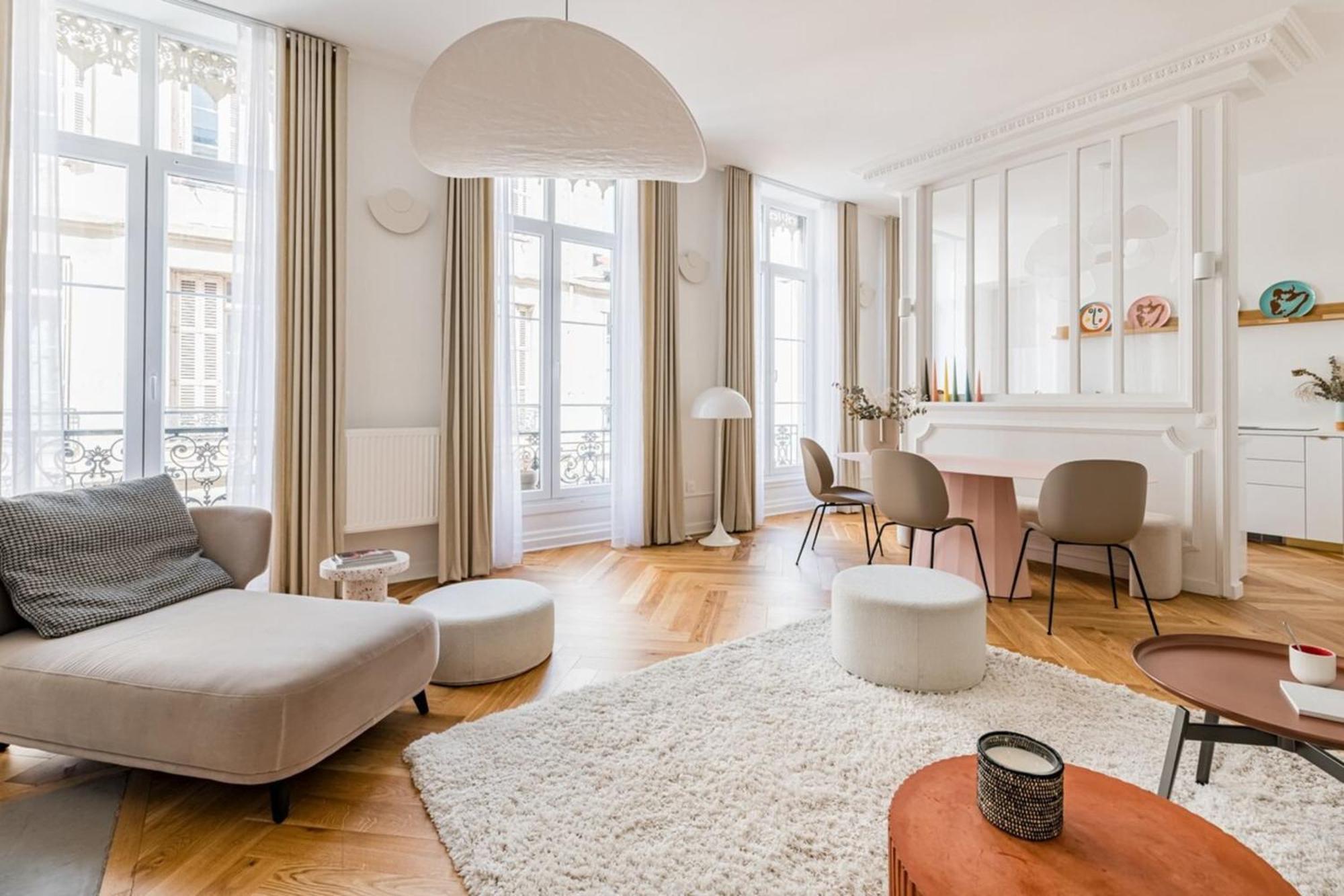 Beige Hospitalite - Apotheose Luxueux- 3 Chambres - Parking Prive Saint-Etienne  Extérieur photo